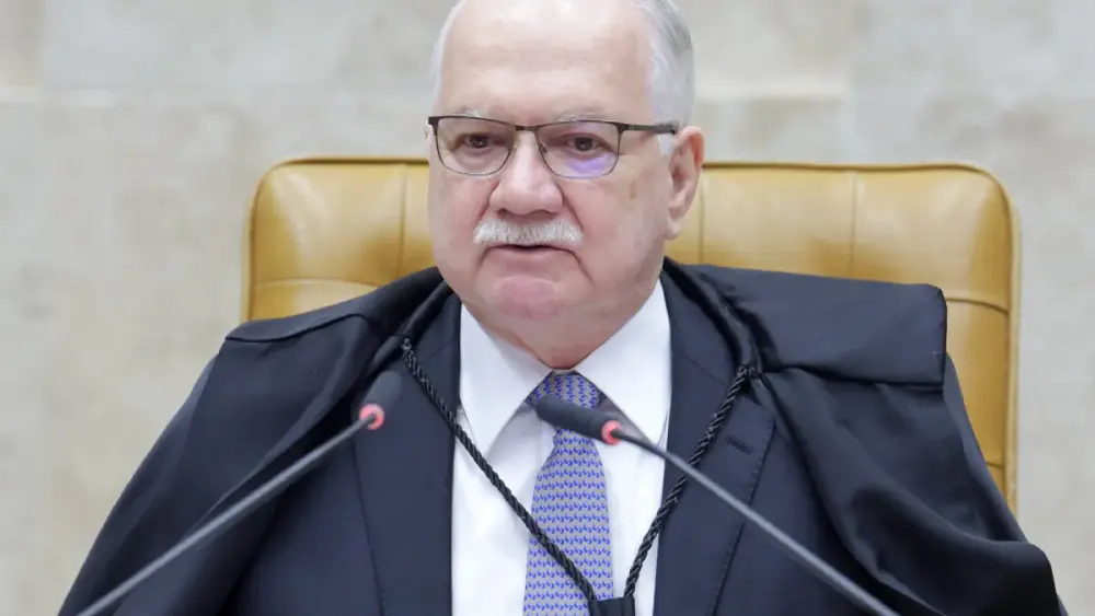 Fachin defende responsabilização de big techs por conteúdos