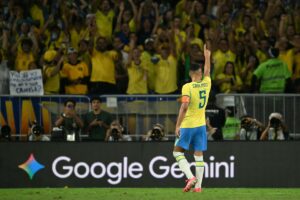 Brasil goleia na despedida, mas deixa alerta antes da Copa