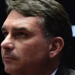 Flávio admite erro na relação com imprensa no governo Bolsonaro