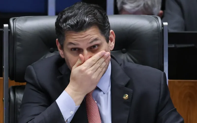 Alcolumbre pautará PEC de agentes de saúde, apesar de impacto bilionário