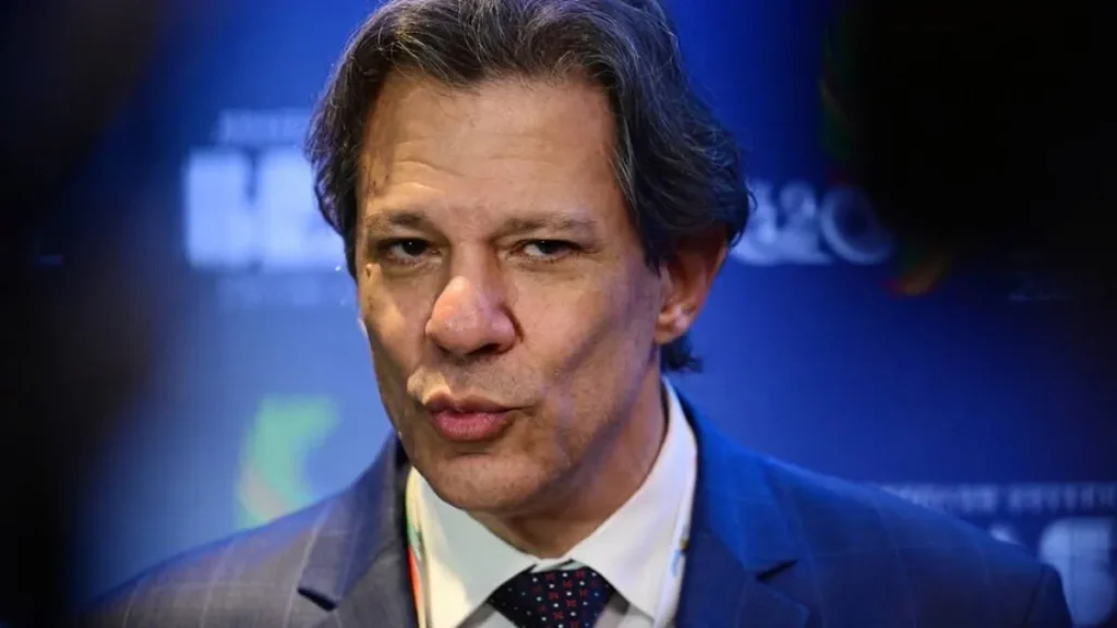 Haddad: 'Lei deve ser aplicada independentemente de torcida' sobre Wagner