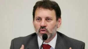 Delúbio nega volta às urnas para resgatar imagem
