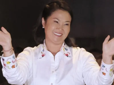 Keiko Fujimori vence e promete 'caminho de ordem' no Peru