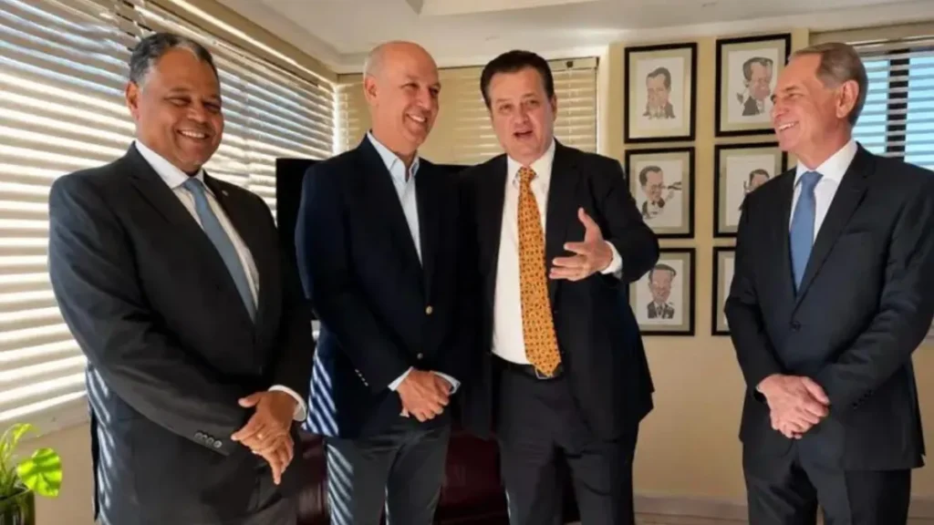 Kassab confirma apoio a Arruda e reduziria impostos