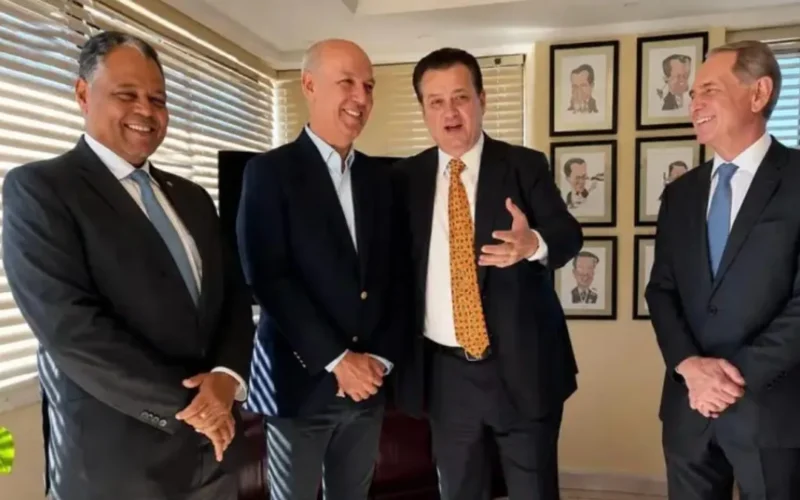 Kassab confirma apoio a Arruda e reduziria impostos