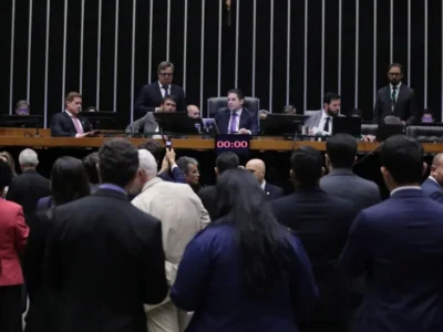 Big techs usam PL das Fake News para barrar regulação