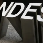 BNDES aprova R$ 20 bi para renovar frota de ônibus e caminhões