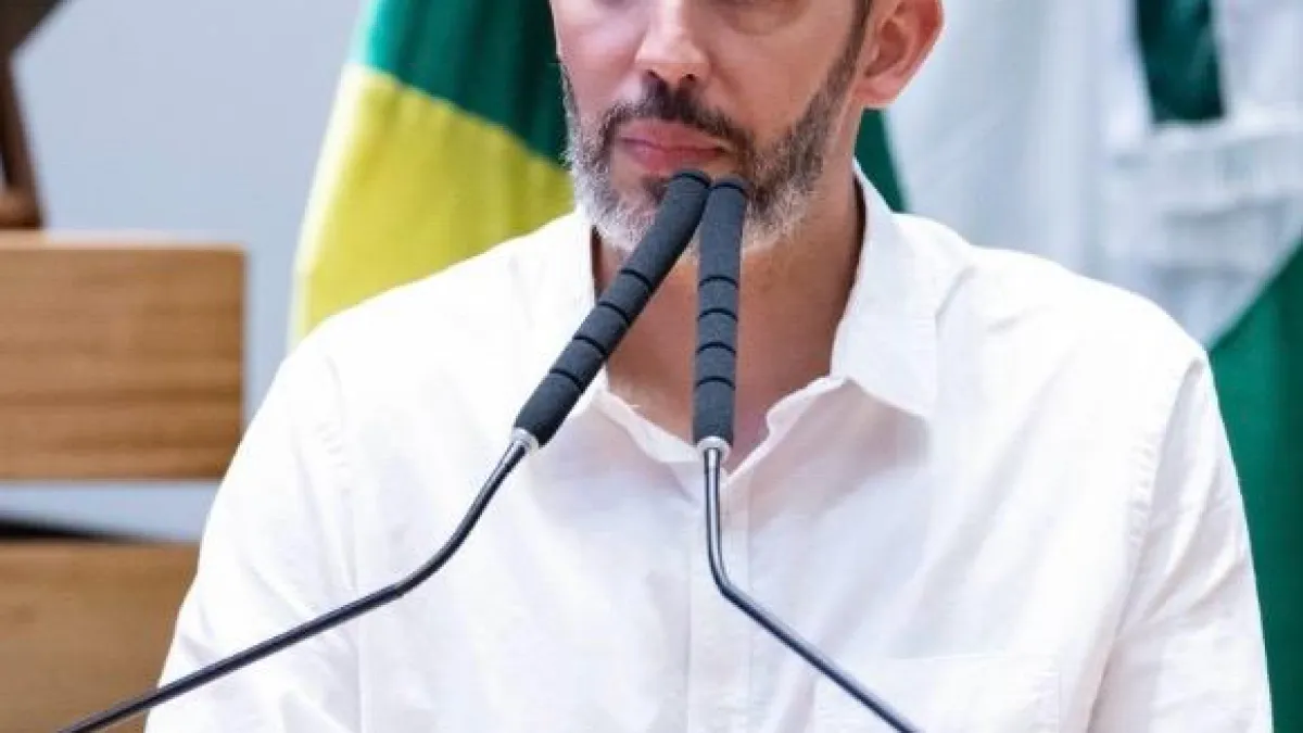 Convenções encerram e negociação passa às executivas
