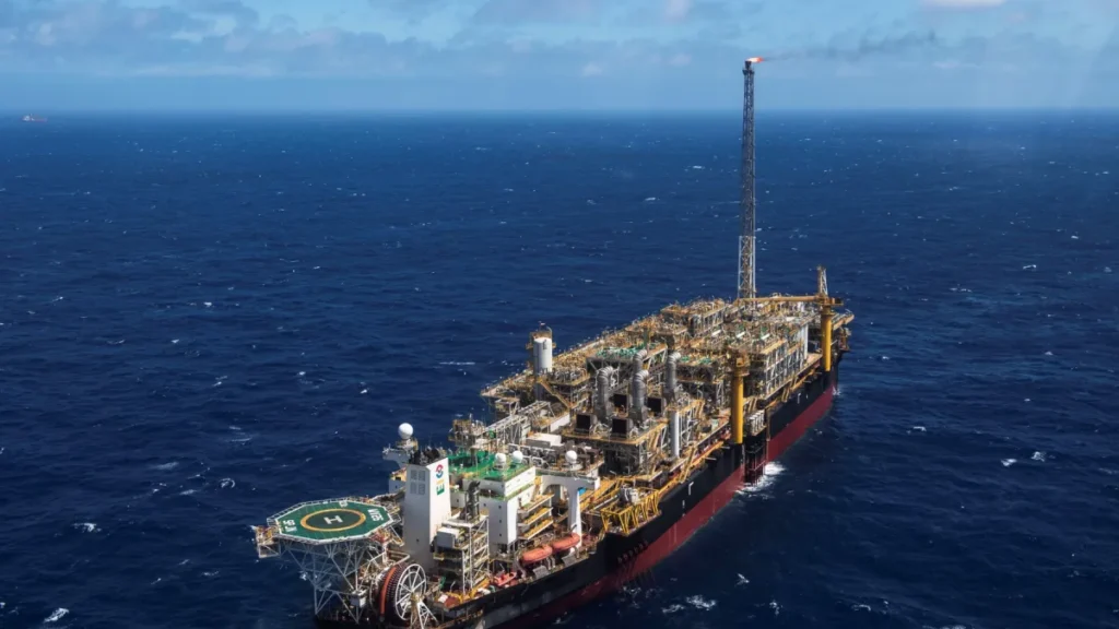 Petroleira dos EUA desembarca sem aval na Groenlândia e gera tensão