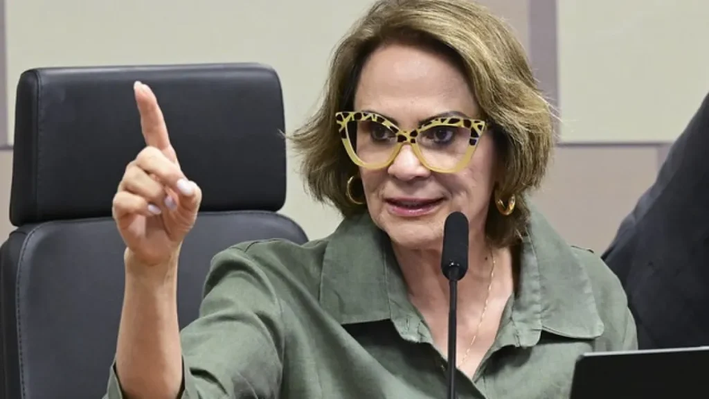 Damares cobra fim absoluto da saidinha no Senado