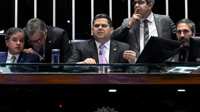 Davi diz que diálogo com Lula foi retomado após encontro