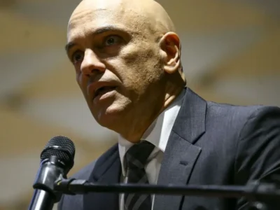 Moraes evita plenário e mantém caso contra jornalista na 1ª Turma