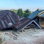 Terremoto de 7,7 atinge Indonésia e alerta para tsunami